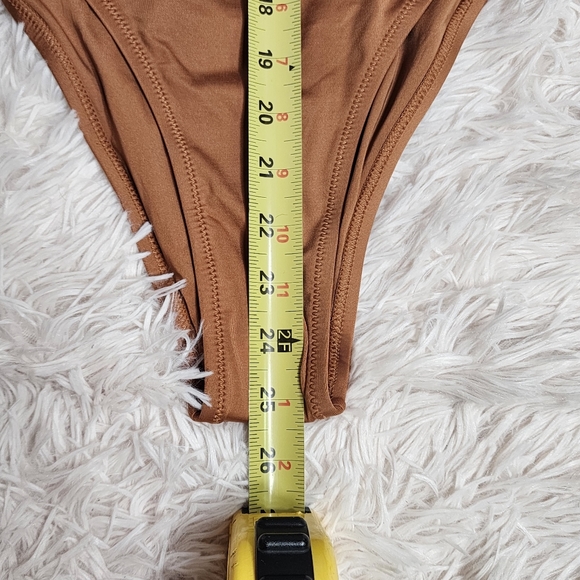 SKIMS SWIM ZIP FRONT SLEEVELESS ONE PIECE/ ALMOND/ NWT - Picture 13 of 16